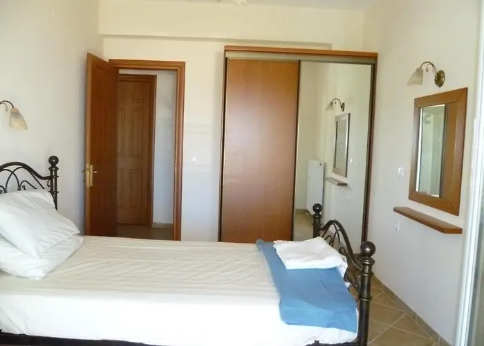 Gem Rosa Villa, Agios Stefanos, Corfu Villa