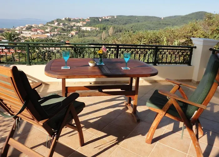 Gem Rosa Villa, Agios Stefanos, Corfu Villa